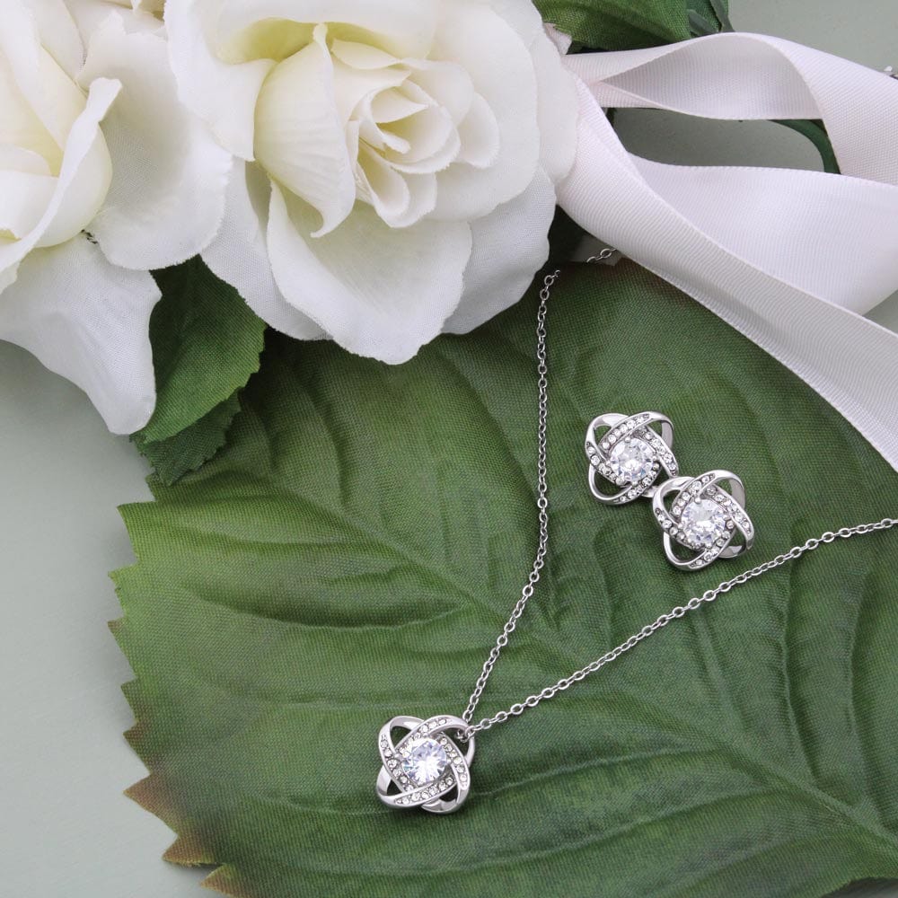 To Mom - I Am Forever Grateful Love Knot Necklace and Earring Set